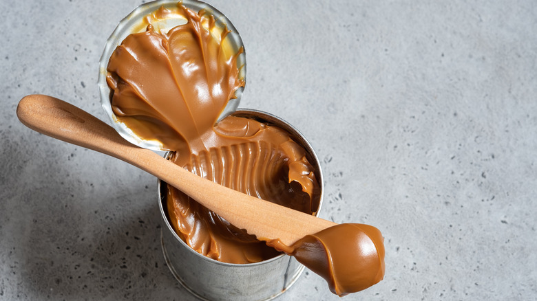 dulce de leche in open aluminum can